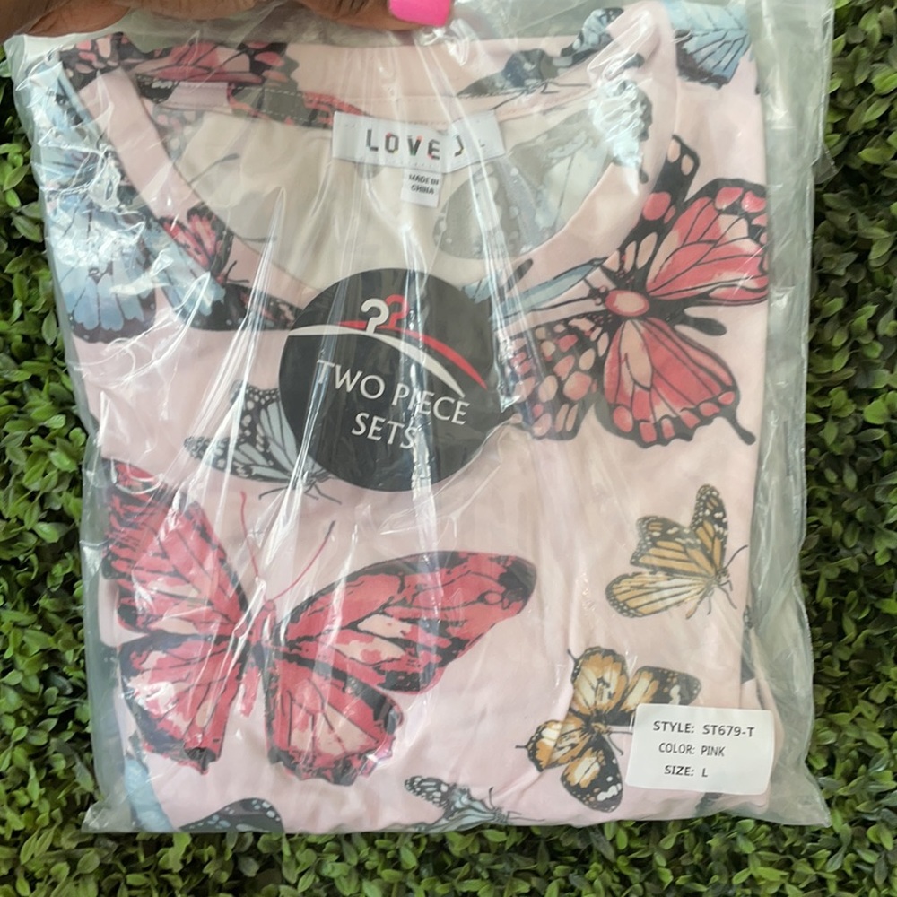 Butterfly Short Set - Picture 4 of 6